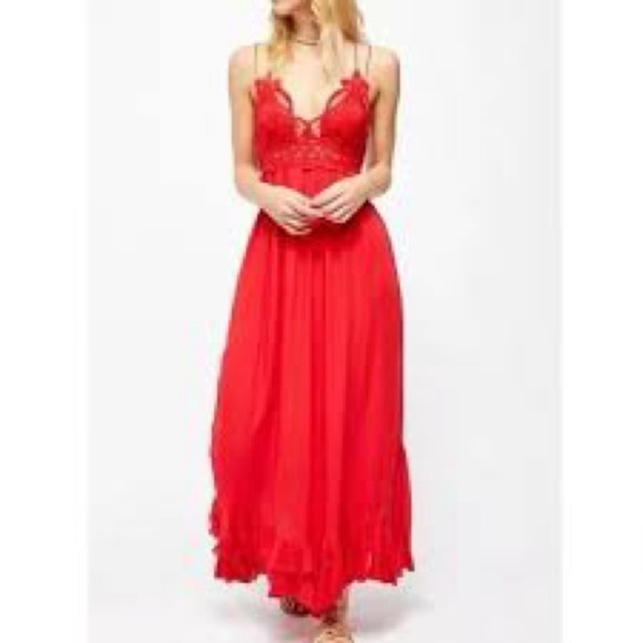 Free People Adella Maxi Slip Bright Red NWT
Lace crochet flowy comfortable - Picture 10 of 16